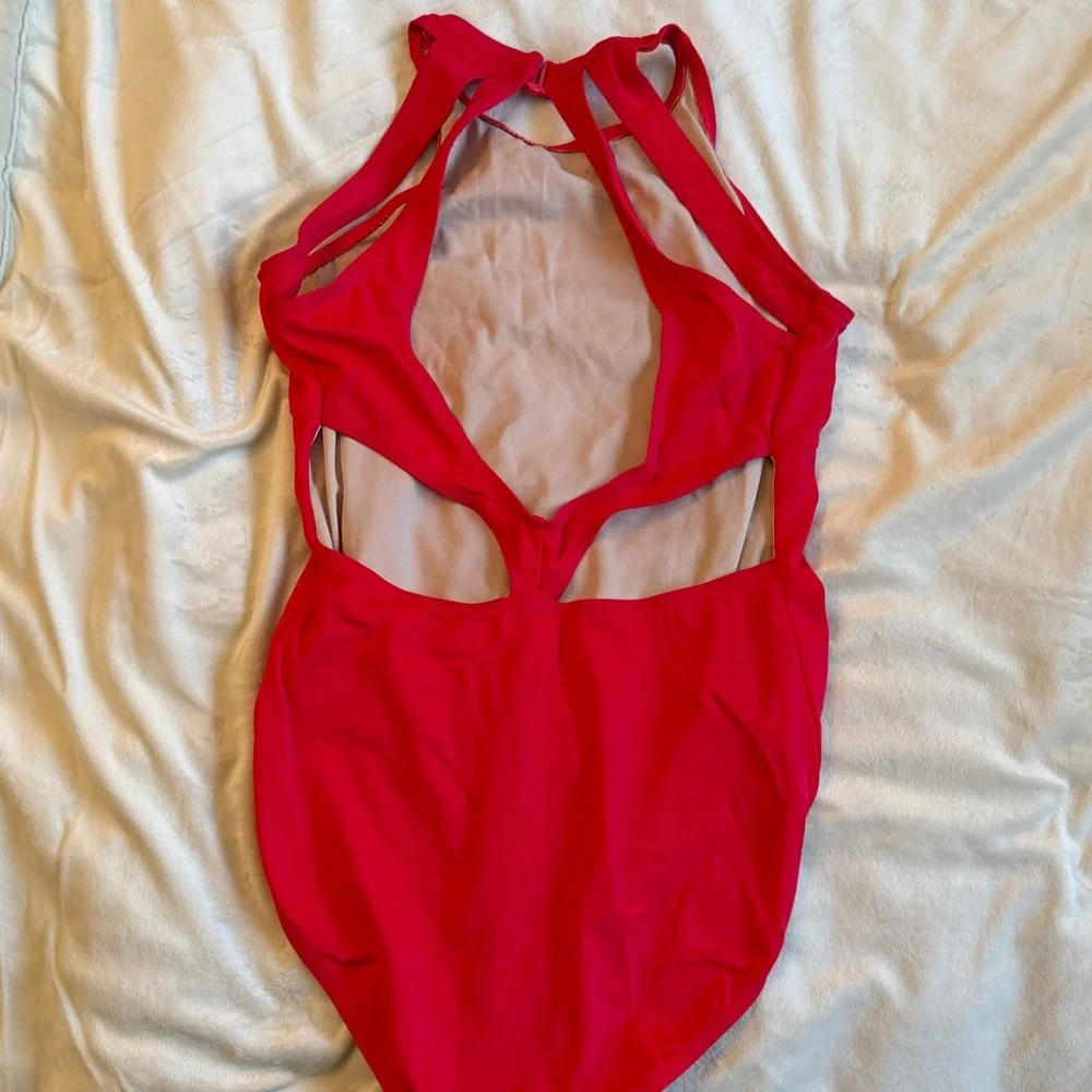 Women’s Red high neck and open detailed back leotard. - Picture 2 of 2